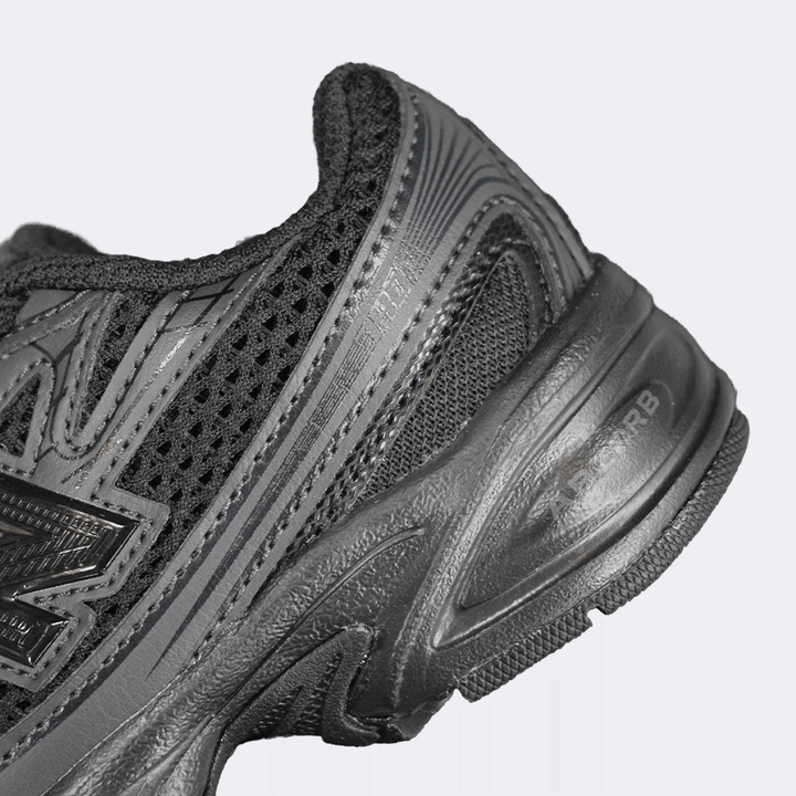 NEW BALANCE 740 BLACK/BLACK CEMENT (PS)