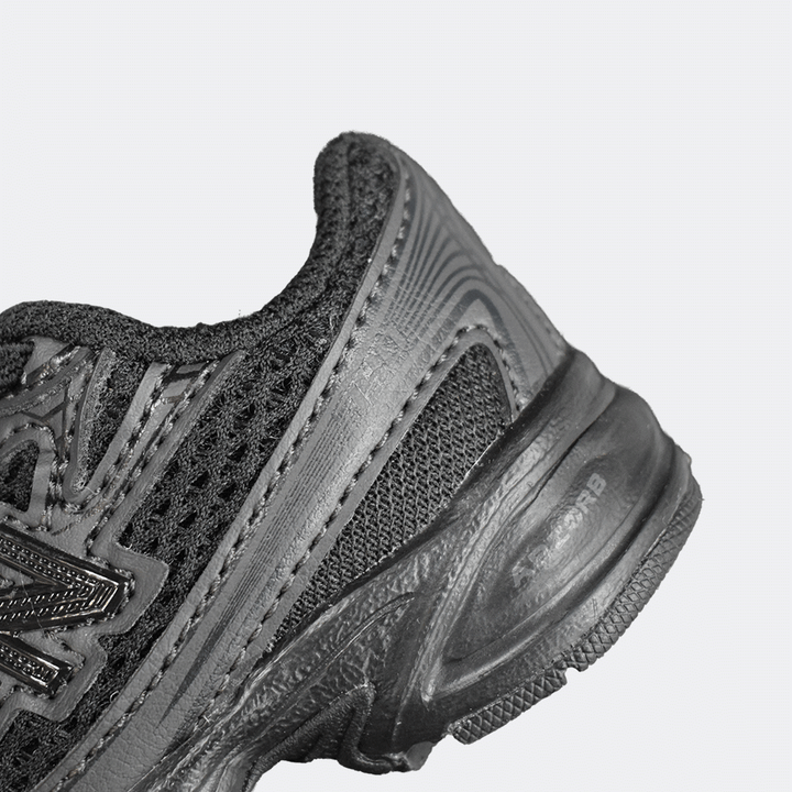 NEW BALANCE 740 BLACK/BLACK CEMENT (TD)