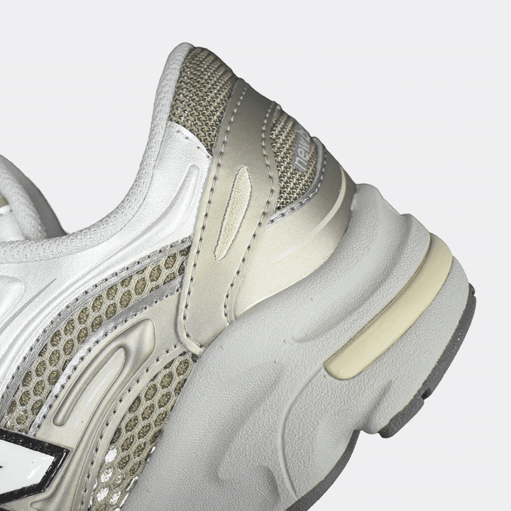 NEW BALANCE 1000 ARID STONE (GS)