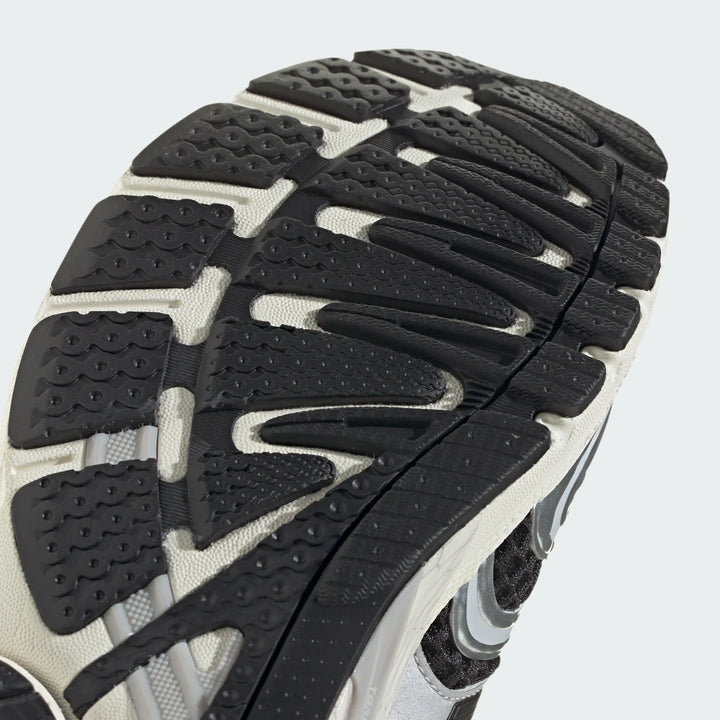 ADISTAR CONTROL 5 "CORE BLACK"