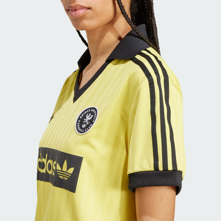GRAPHIC SOCCER-INSPIRED JERSEY