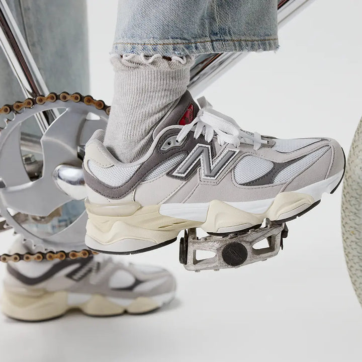 NEW BALANCE 9060 RAIN CLOUD/SEA SALT (GS)
