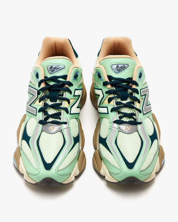 NEW BALANCE 9060 - GREEN/BLUE