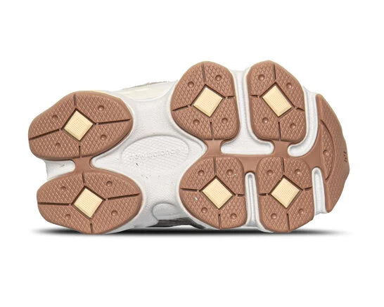 NEW BALANCE 9060 RAIN CLOUD/SEA SALT (TD)