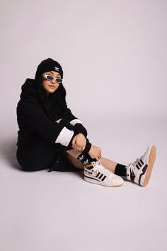 Women's Hoodies & Sweatshirts