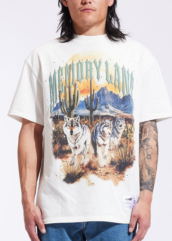 RUNNING WOLVES 2 TEE