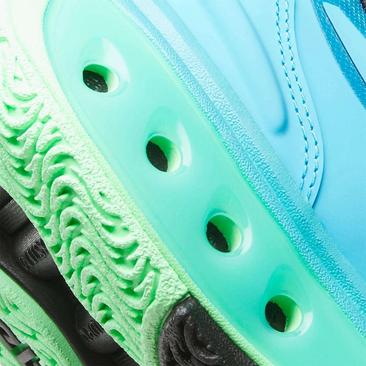 REEBOK ENGINE A "GREEN GLOW"