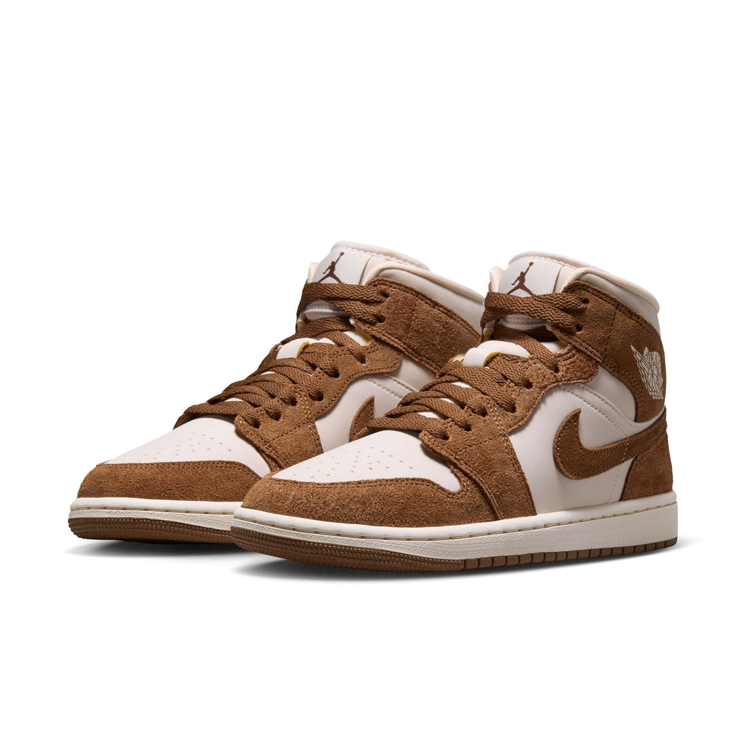 W AIR JORDAN 1 MID "LIGHT BRITISH TAN"