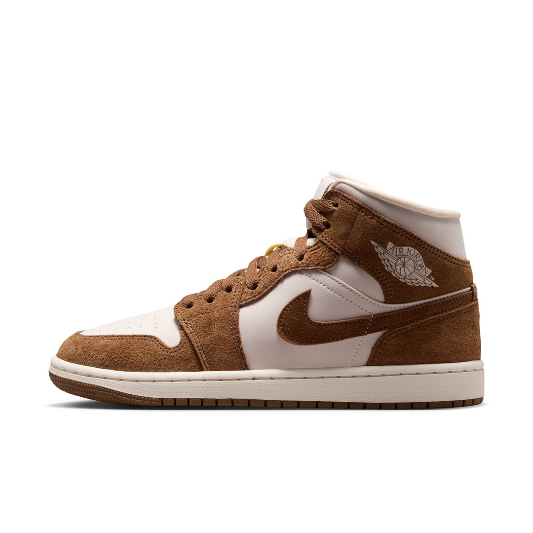 W AIR JORDAN 1 MID "LIGHT BRITISH TAN"