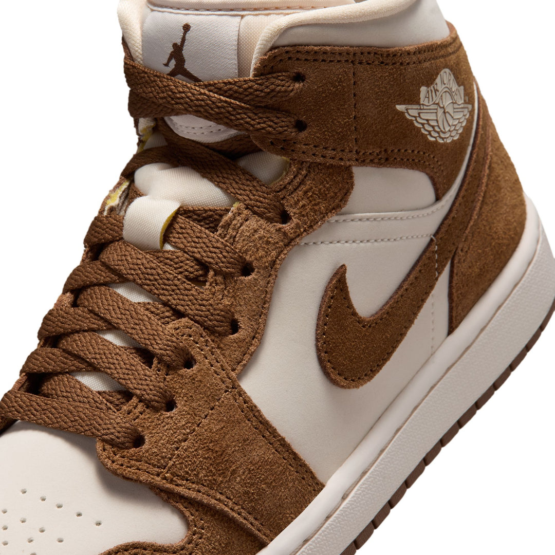 W AIR JORDAN 1 MID "LIGHT BRITISH TAN"