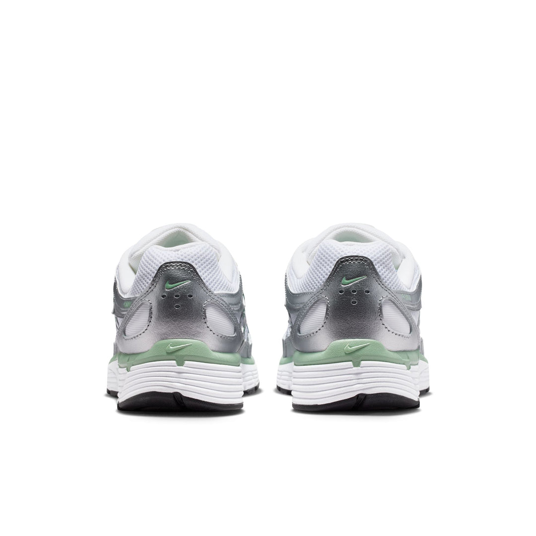 WMNS NIKE P-6000