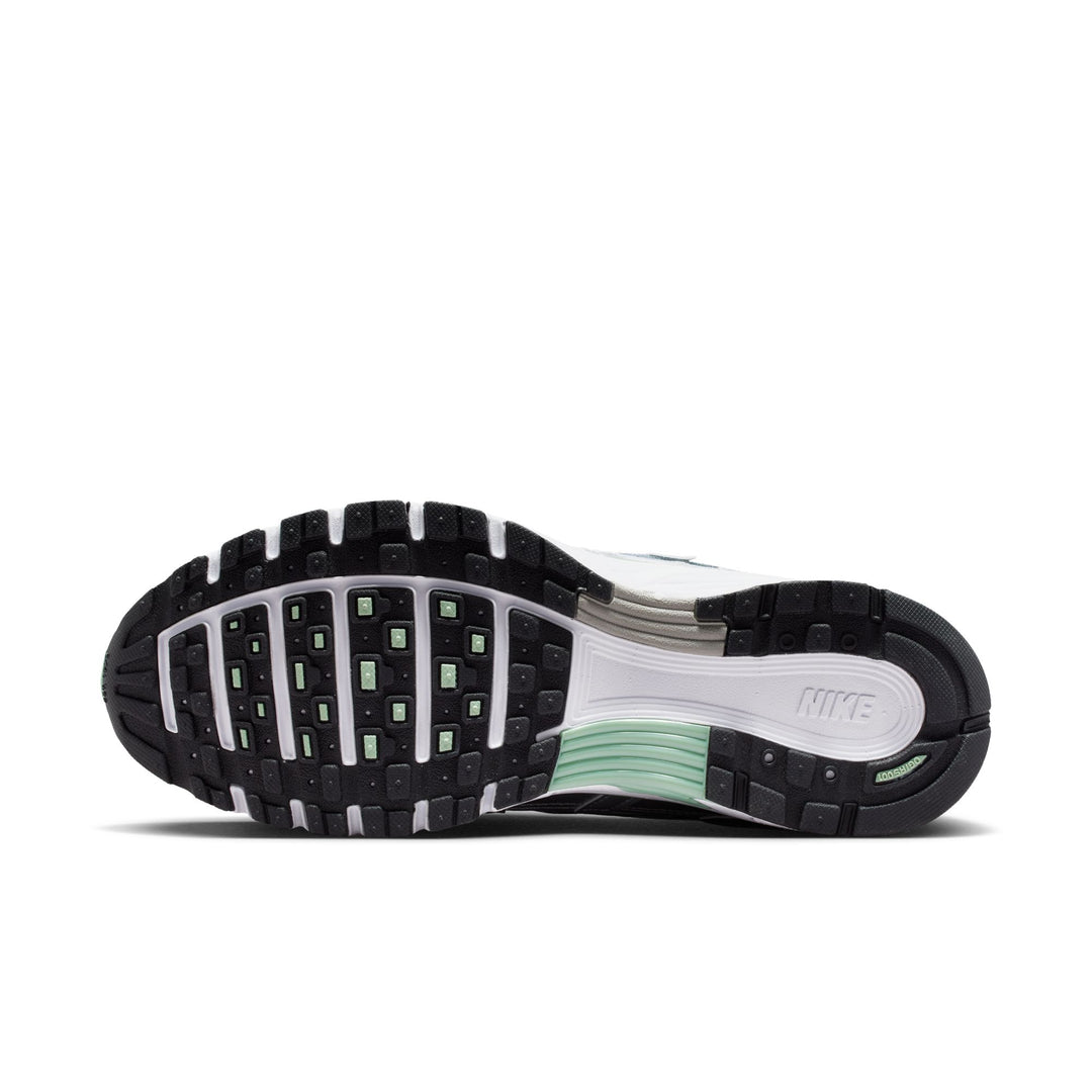 WMNS NIKE P-6000