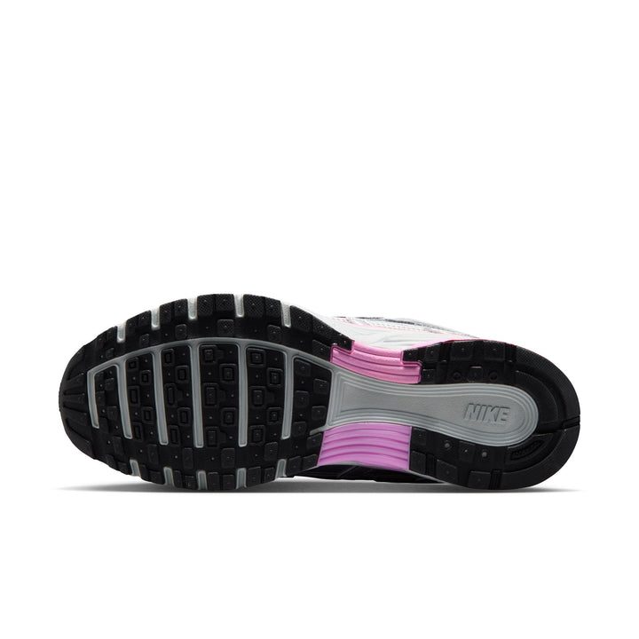 WMNS NIKE P-6000