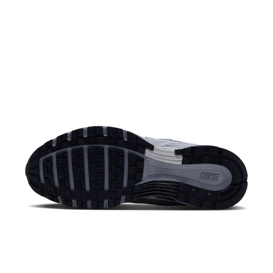 WMNS NIKE P-6000