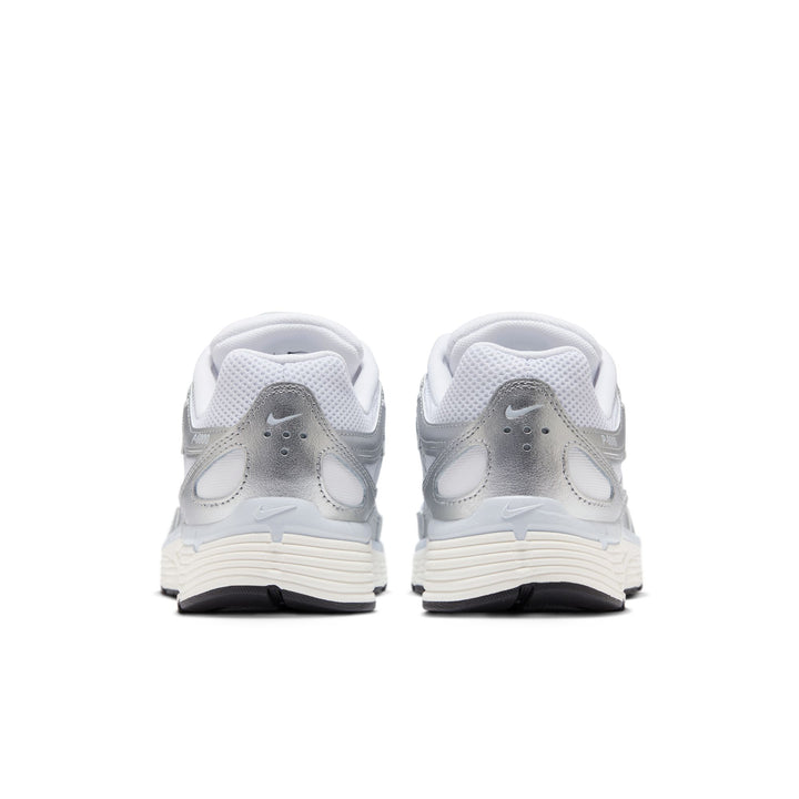 WMNS NIKE P-6000