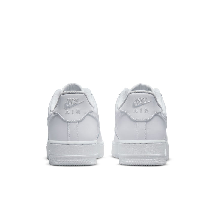 NIKE AIR FORCE 1 '07