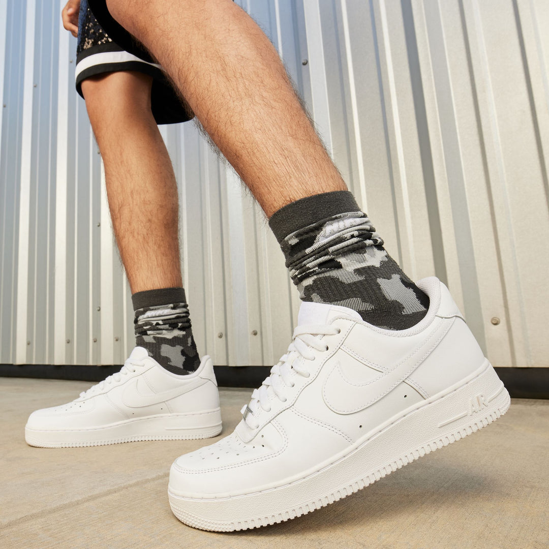 NIKE AIR FORCE 1 '07