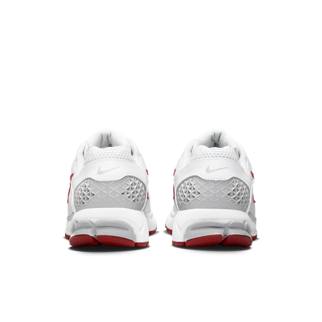 NIKE ZOOM VOMERO 5 "DUNE RED"