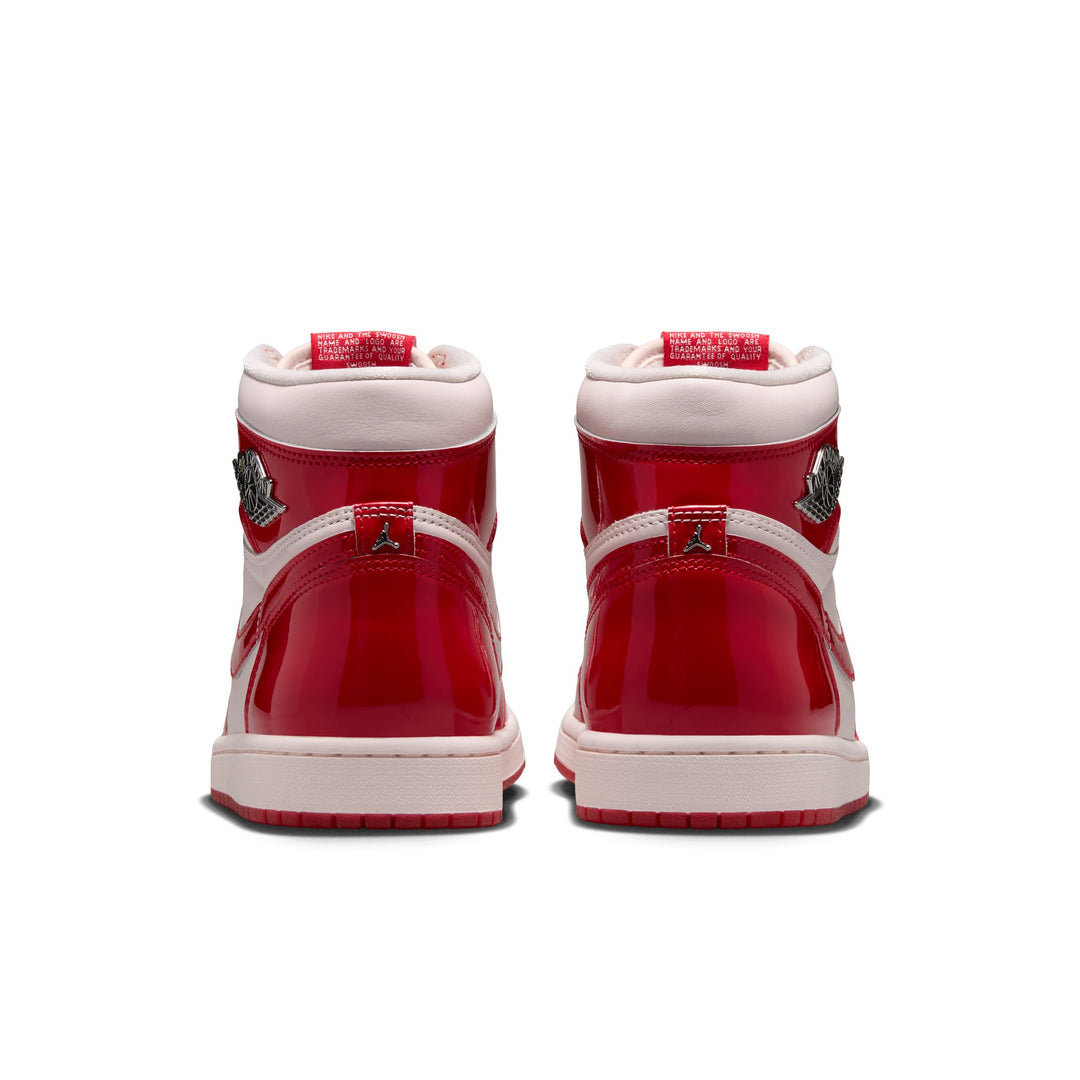 AIR JORDAN 1 RETRO "NAILS AND GRAILS"