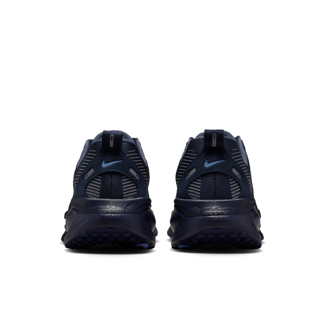 NIKE VOMERO 18