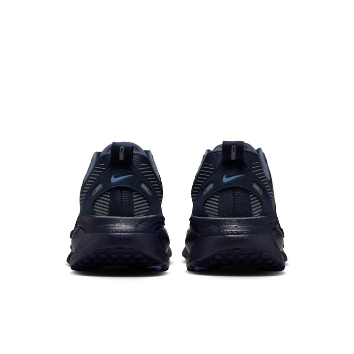 NIKE VOMERO 18
