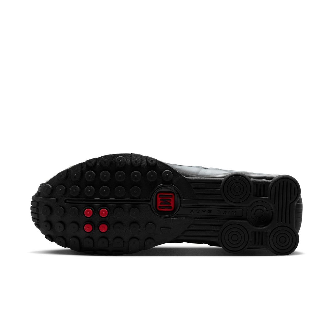 NIKE SHOX R4