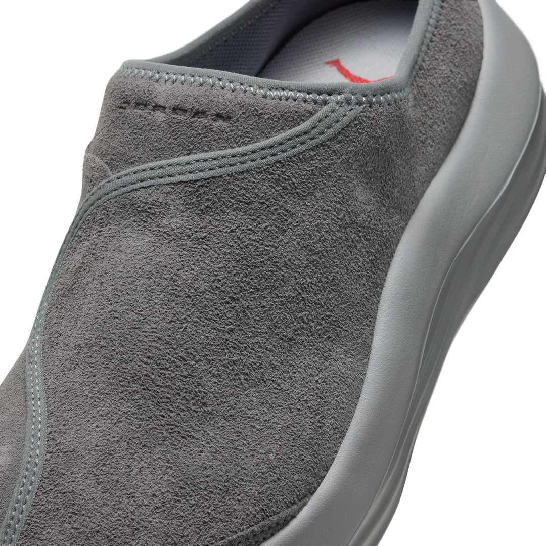 JORDAN FUTURE MULES "SMOKE GREY"