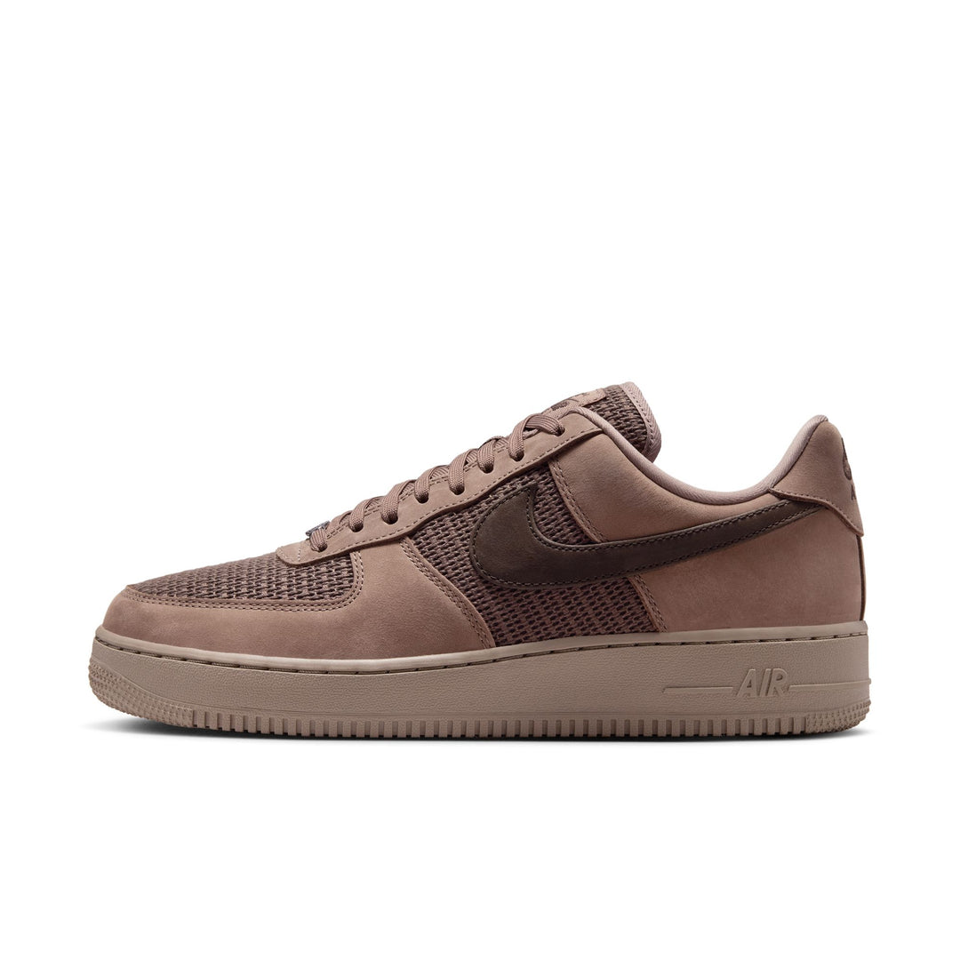 NIKE AIR FORCE 1 '07 LV8
