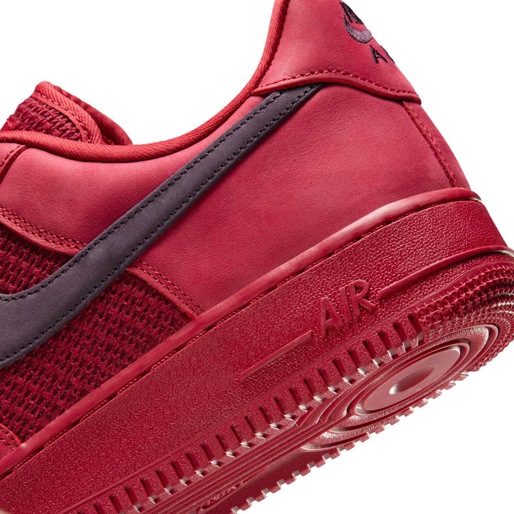 NIKE AIR FORCE 1 '07 LV8