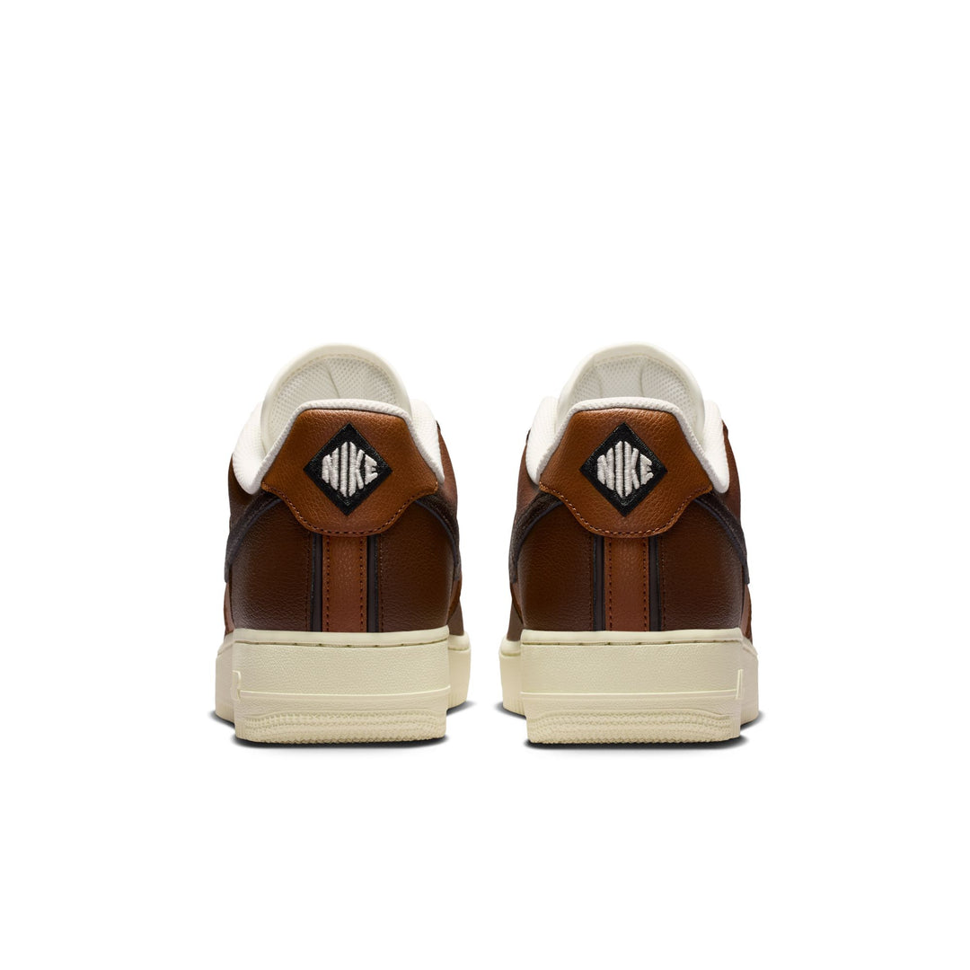 NIKE AIR FORCE 1 '07 LV8