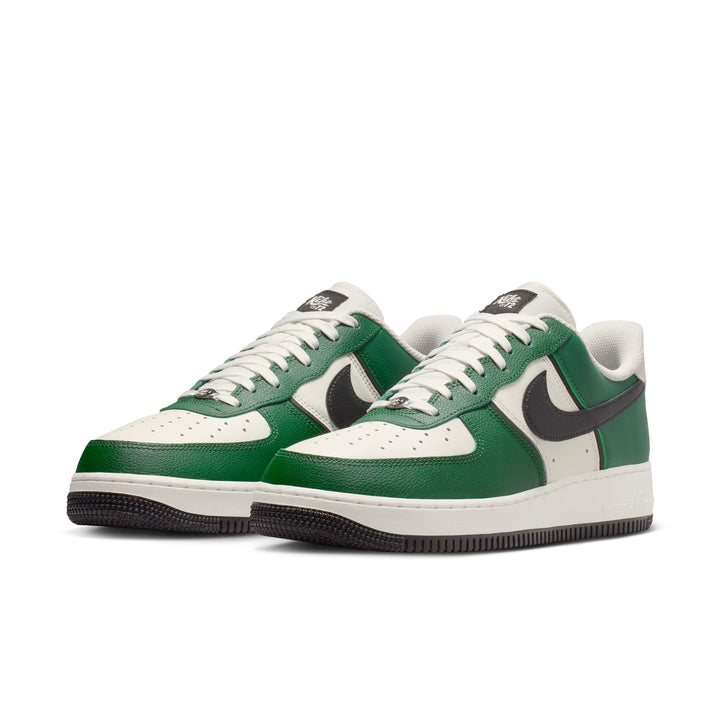 NIKE AIR FORCE 1 '07 LV8