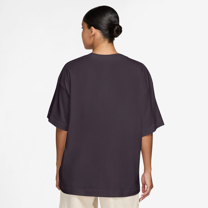 W JORDAN GRAPHIC TEE
