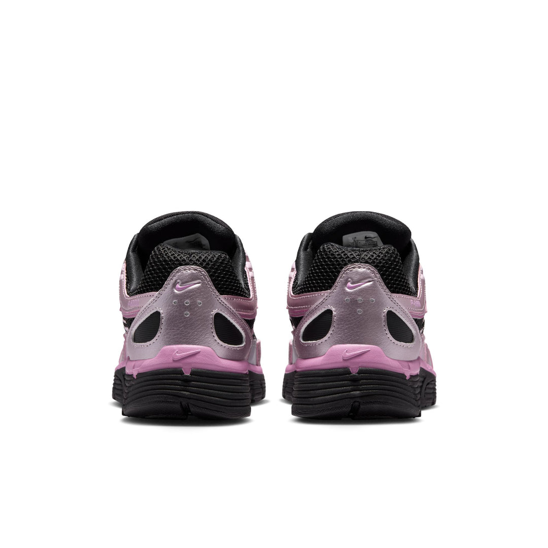 W NIKE P-6000