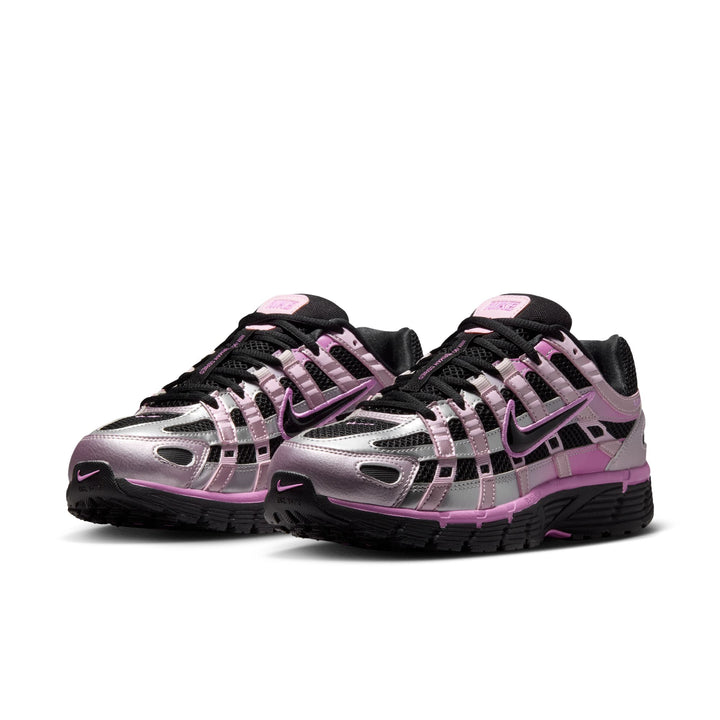 W NIKE P-6000