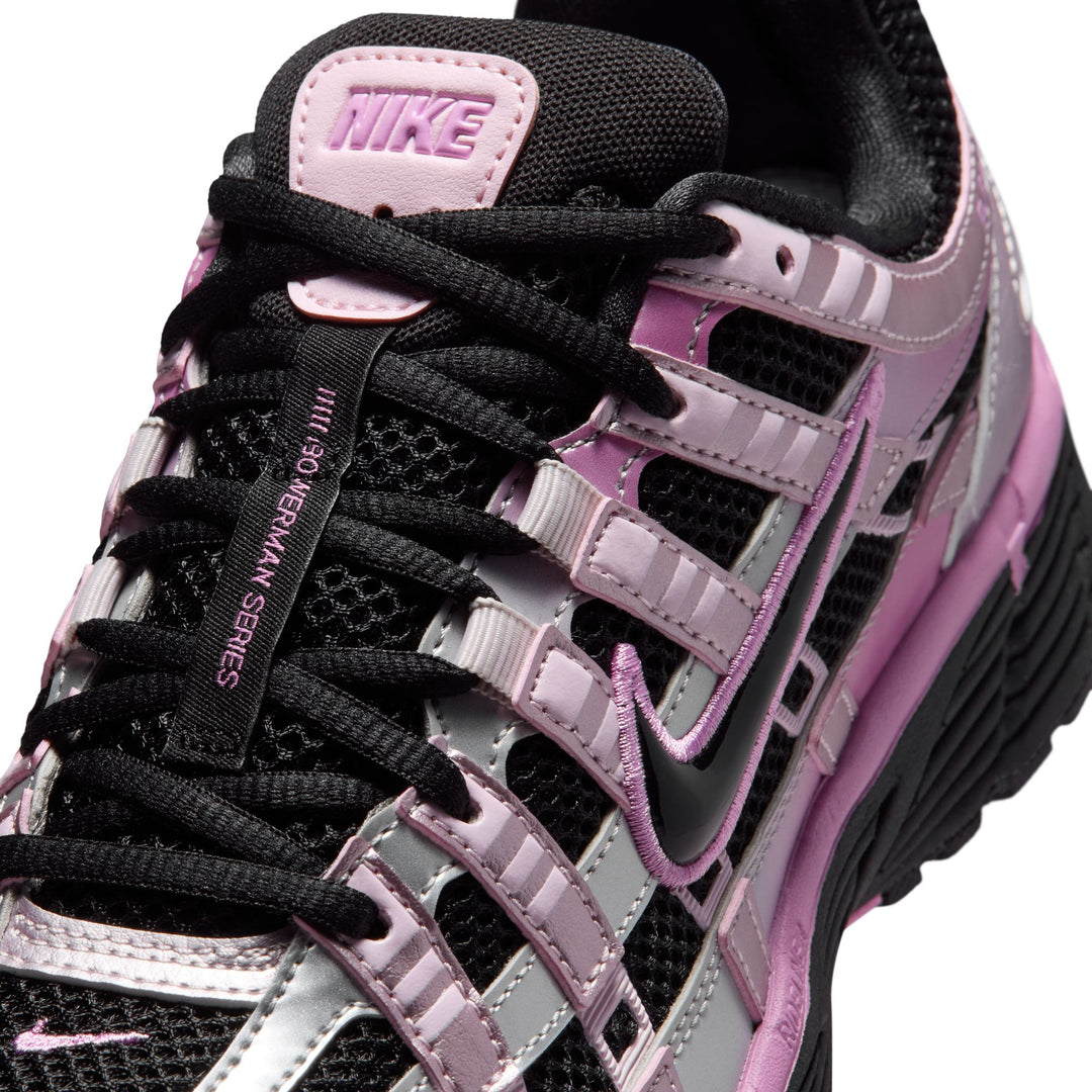 W NIKE P-6000