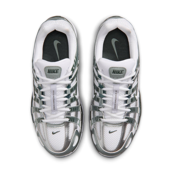 W NIKE P-6000