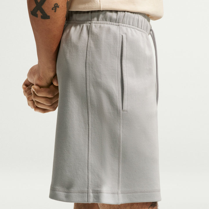 NIKE SPORTSWEAR CLUB VARSITY SHORTS