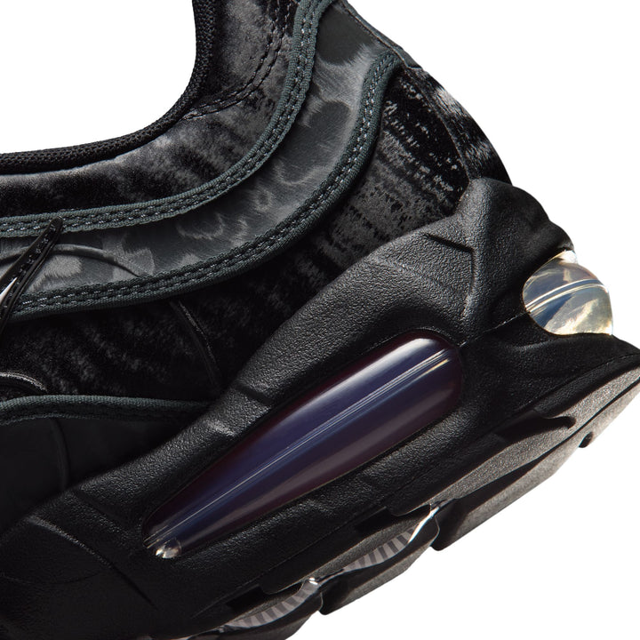 NIKE AIR MAX "JOGA BONITO"