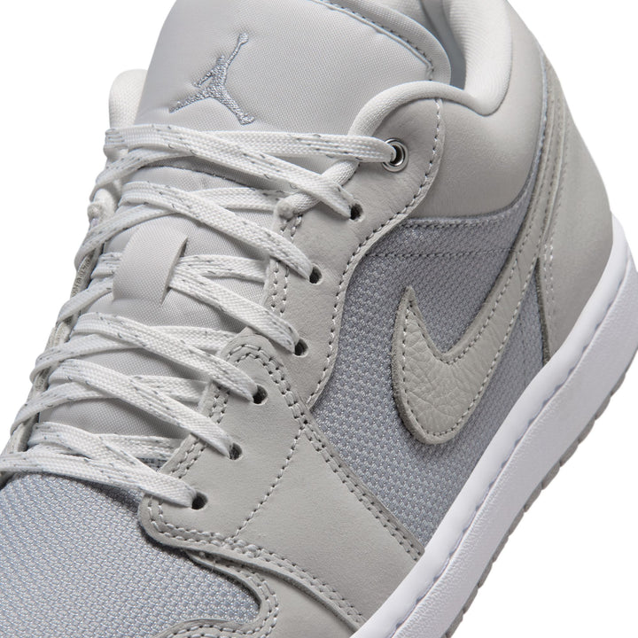 AIR JORDAN 1 LOW SE "SMOKE GREY"