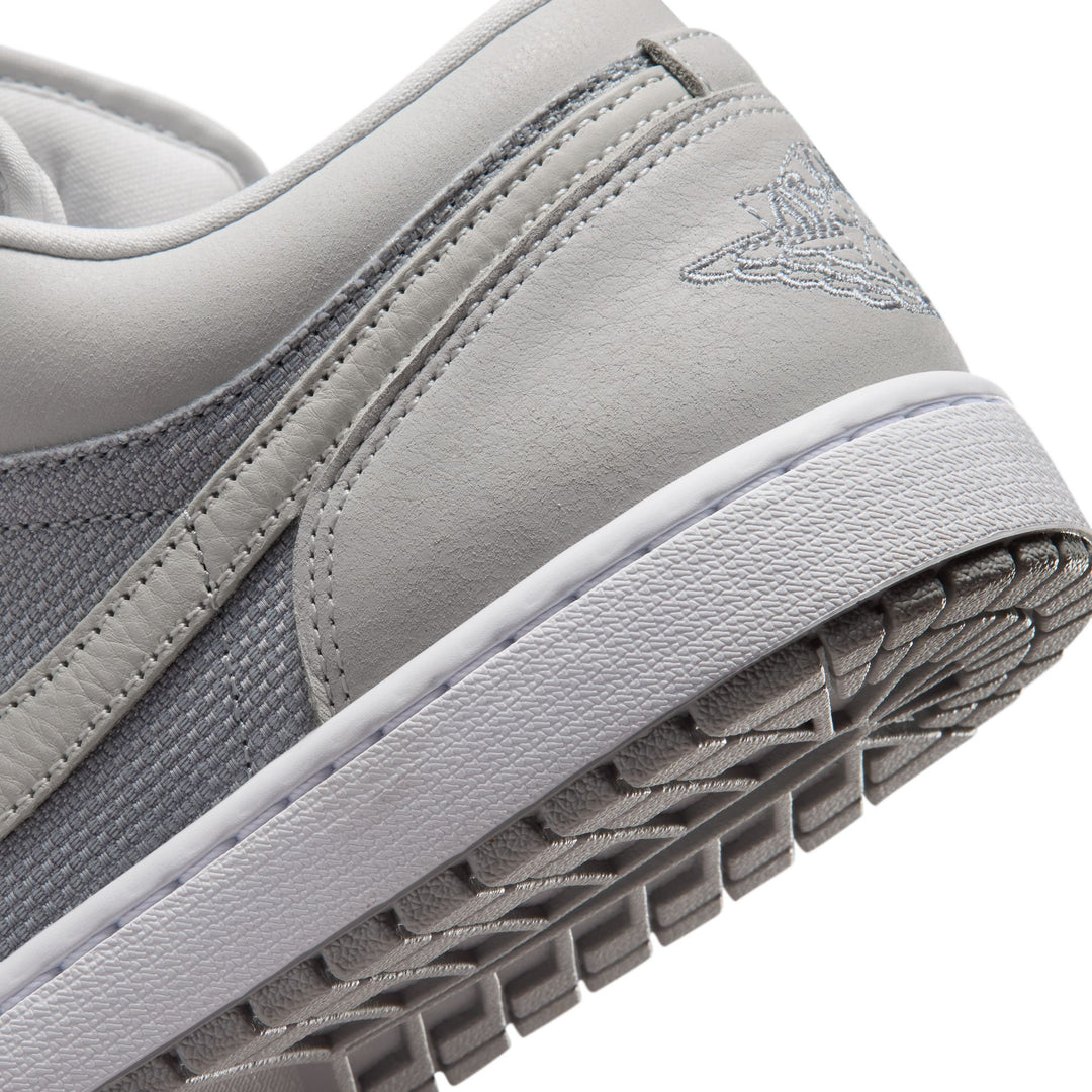 AIR JORDAN 1 LOW SE "SMOKE GREY"