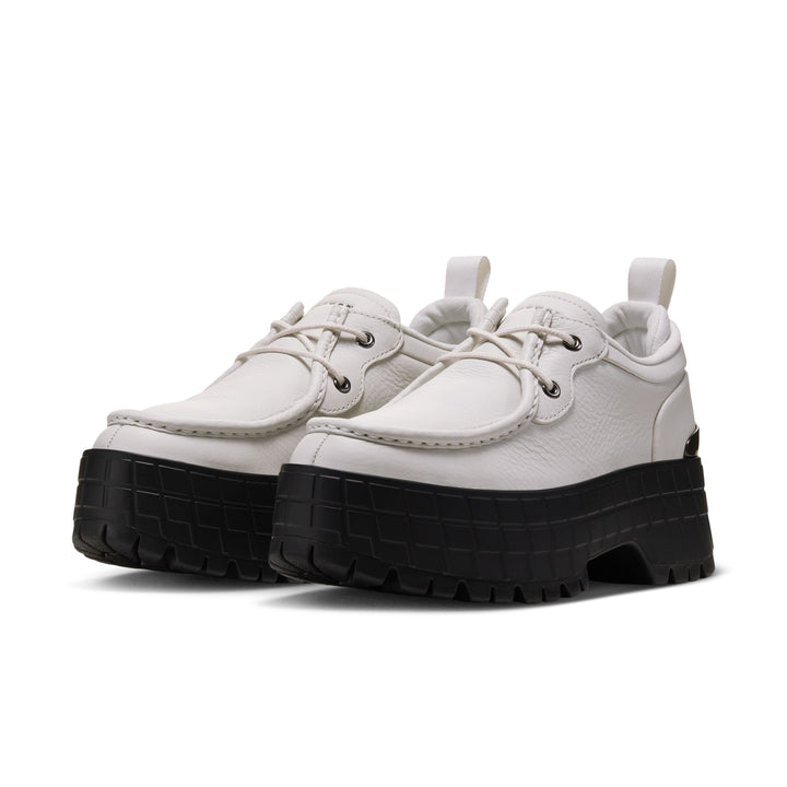 WMNS AIR JORDAN 1 BROOKLYN LOW "SWAN"