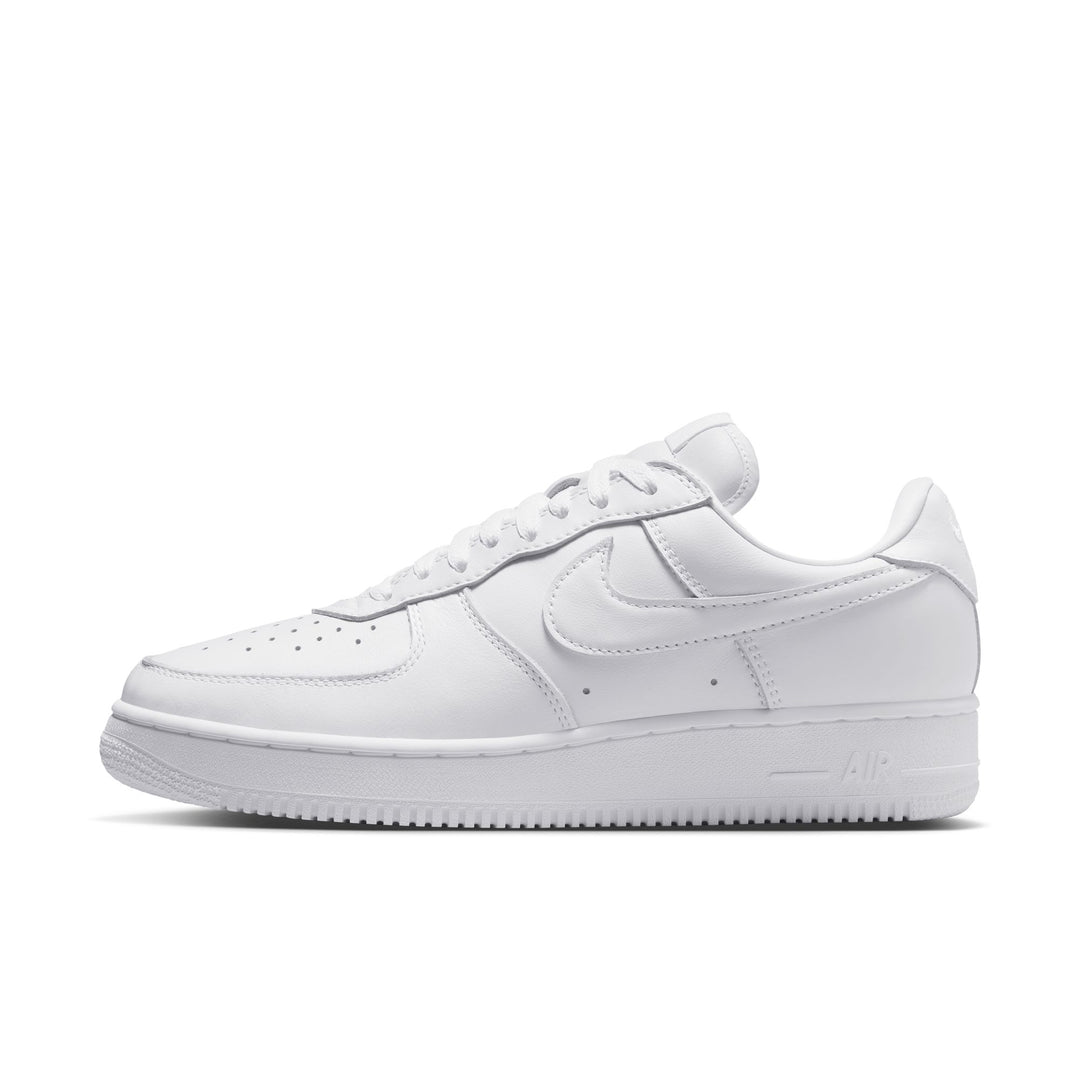 NIKE AIR FORCE 1 '01 "TRIPLE WHITE"