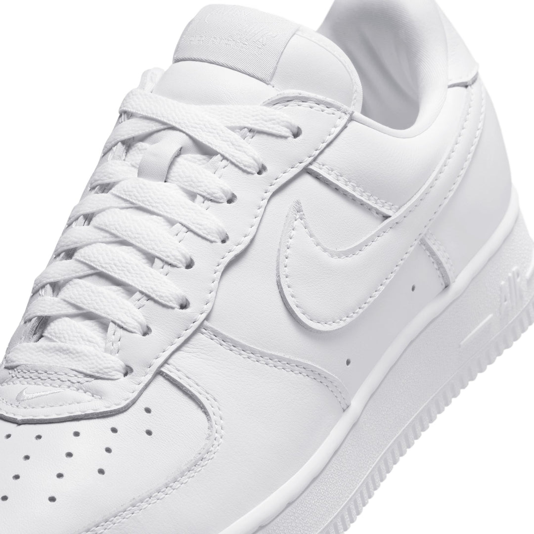 NIKE AIR FORCE 1 '01 "TRIPLE WHITE"