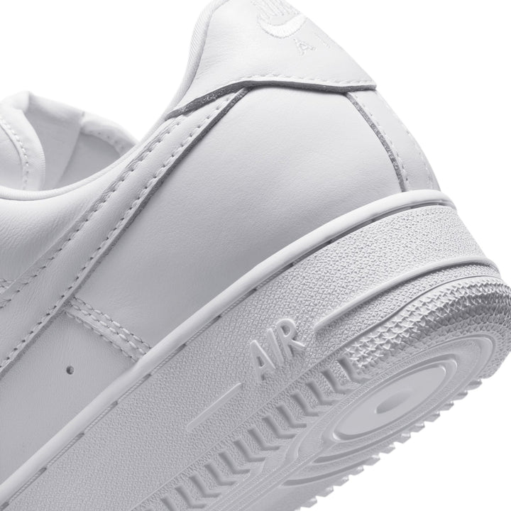 NIKE AIR FORCE 1 '01 "TRIPLE WHITE"