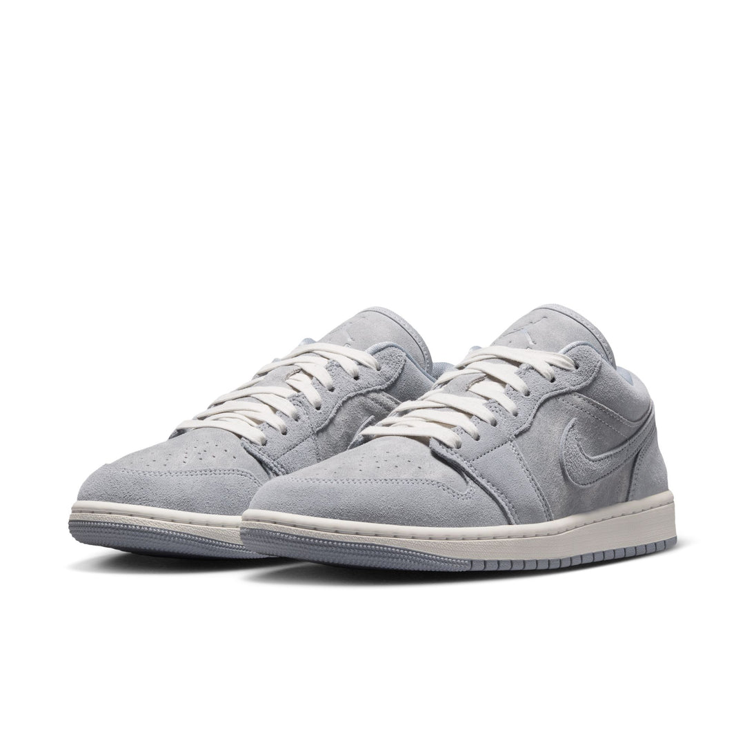 WMNS AIR JORDAN 1 LOW SE "OBISIDIAN MIST"