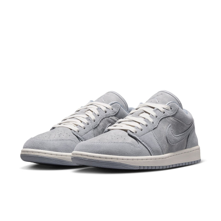WMNS AIR JORDAN 1 LOW SE "OBISIDIAN MIST"