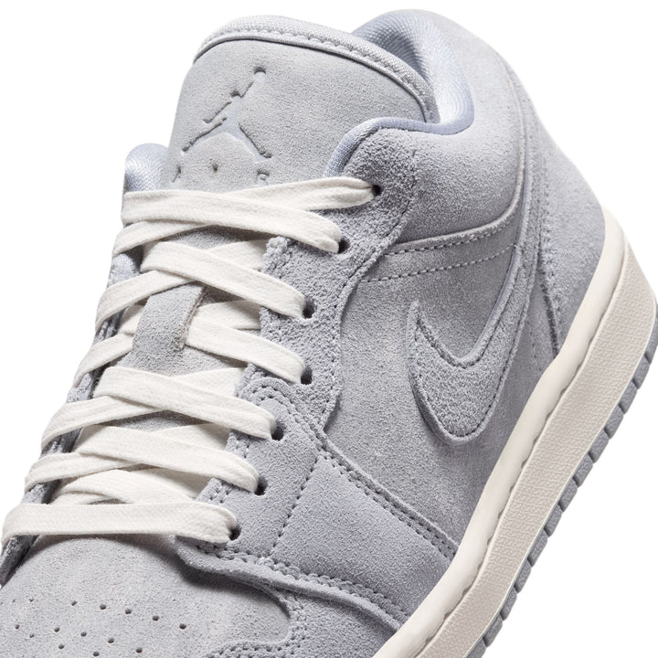 WMNS AIR JORDAN 1 LOW SE "OBISIDIAN MIST"