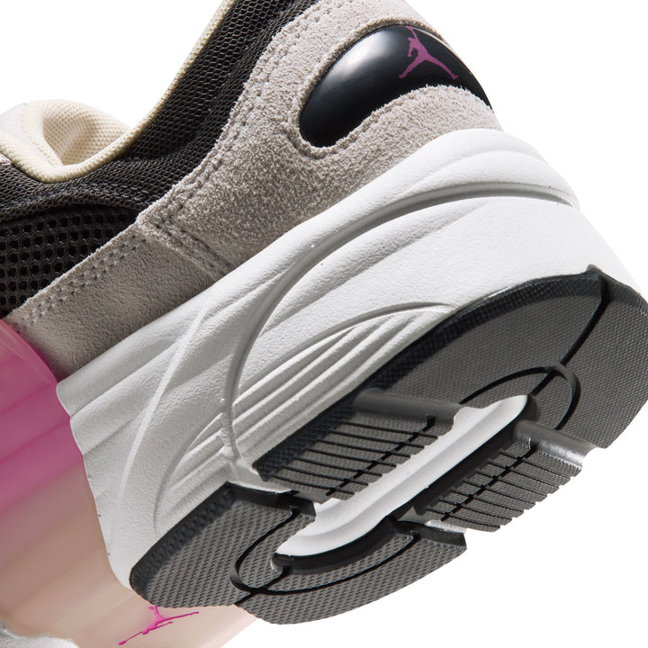 JORDAN TRUNNER O/S "FIRE PINK"