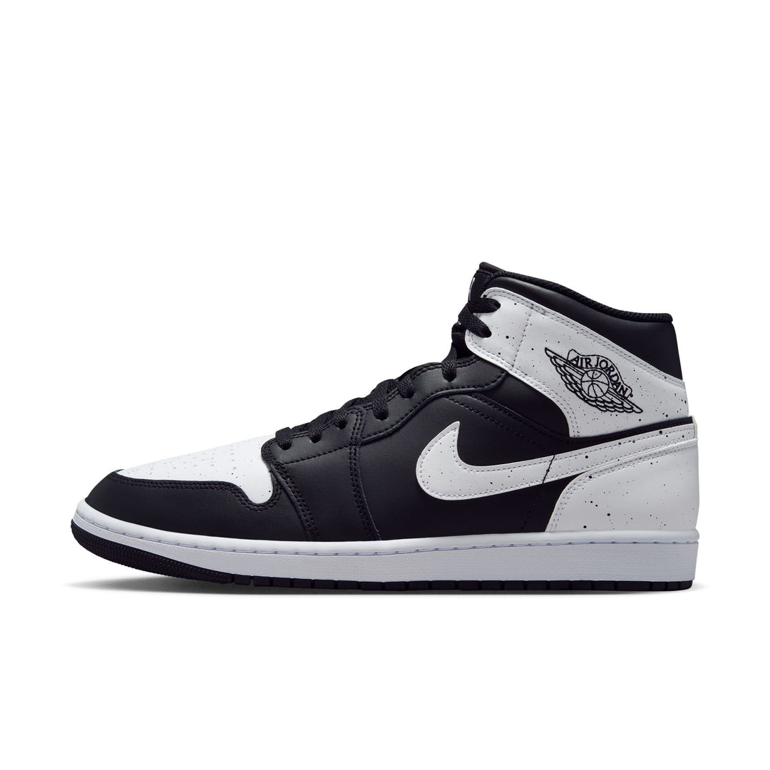 AIR JORDAN 1 MID SE "OREO"