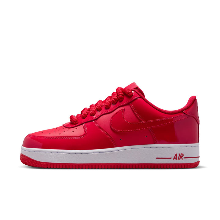 NIKE AIR FORCE 1 '07 LV8 "UNIVERSITY RED"